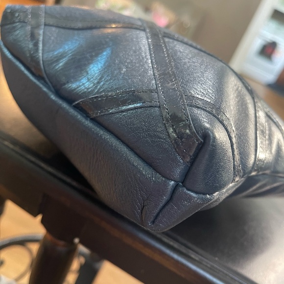 Sharif Vintage Navy Blue Crossbody Bag with a Tassel - Picture 11 of 12